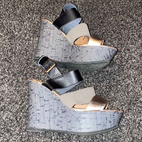 Wedges - Picture 5 of 5